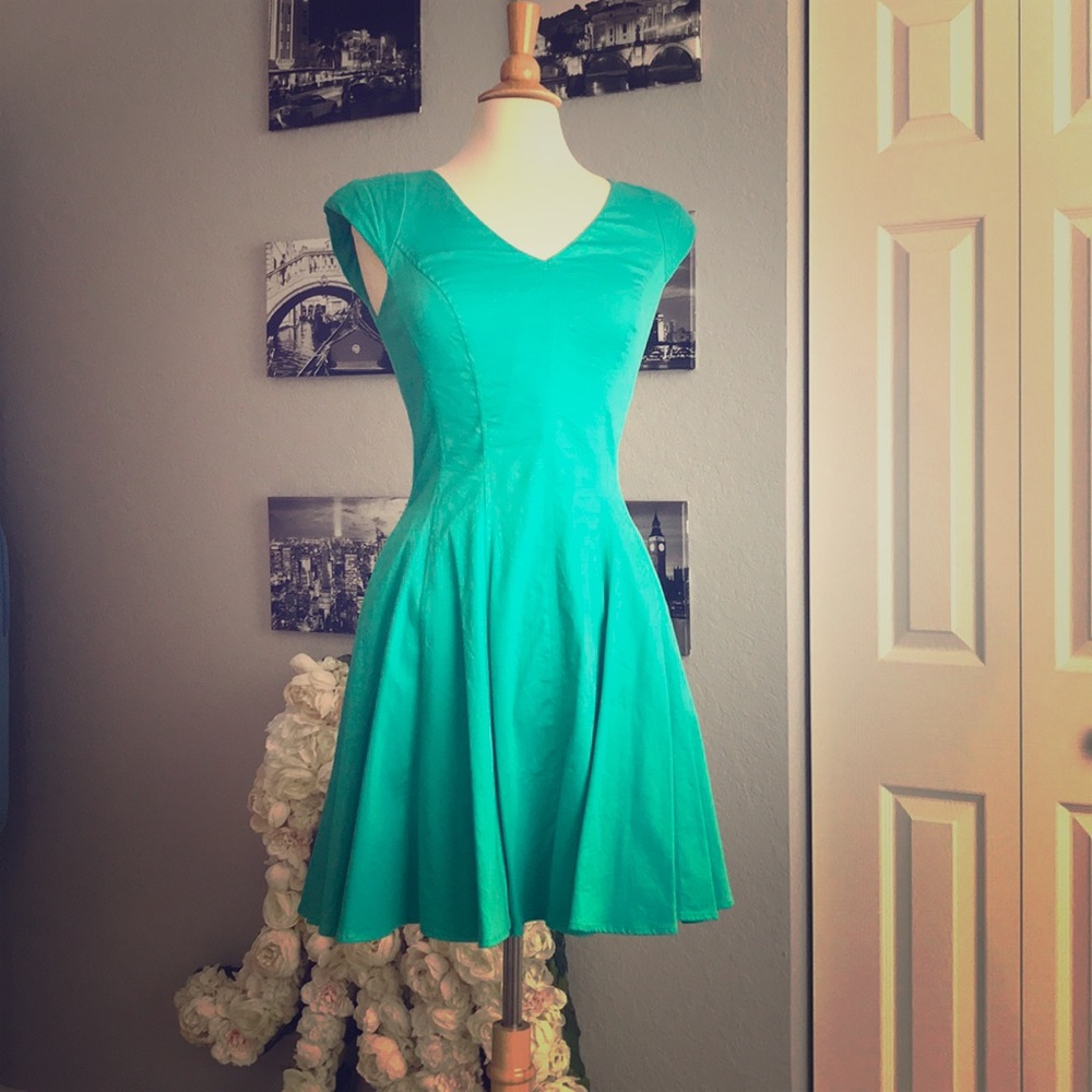 Jessica Simpson cap sleeve teal structured dress